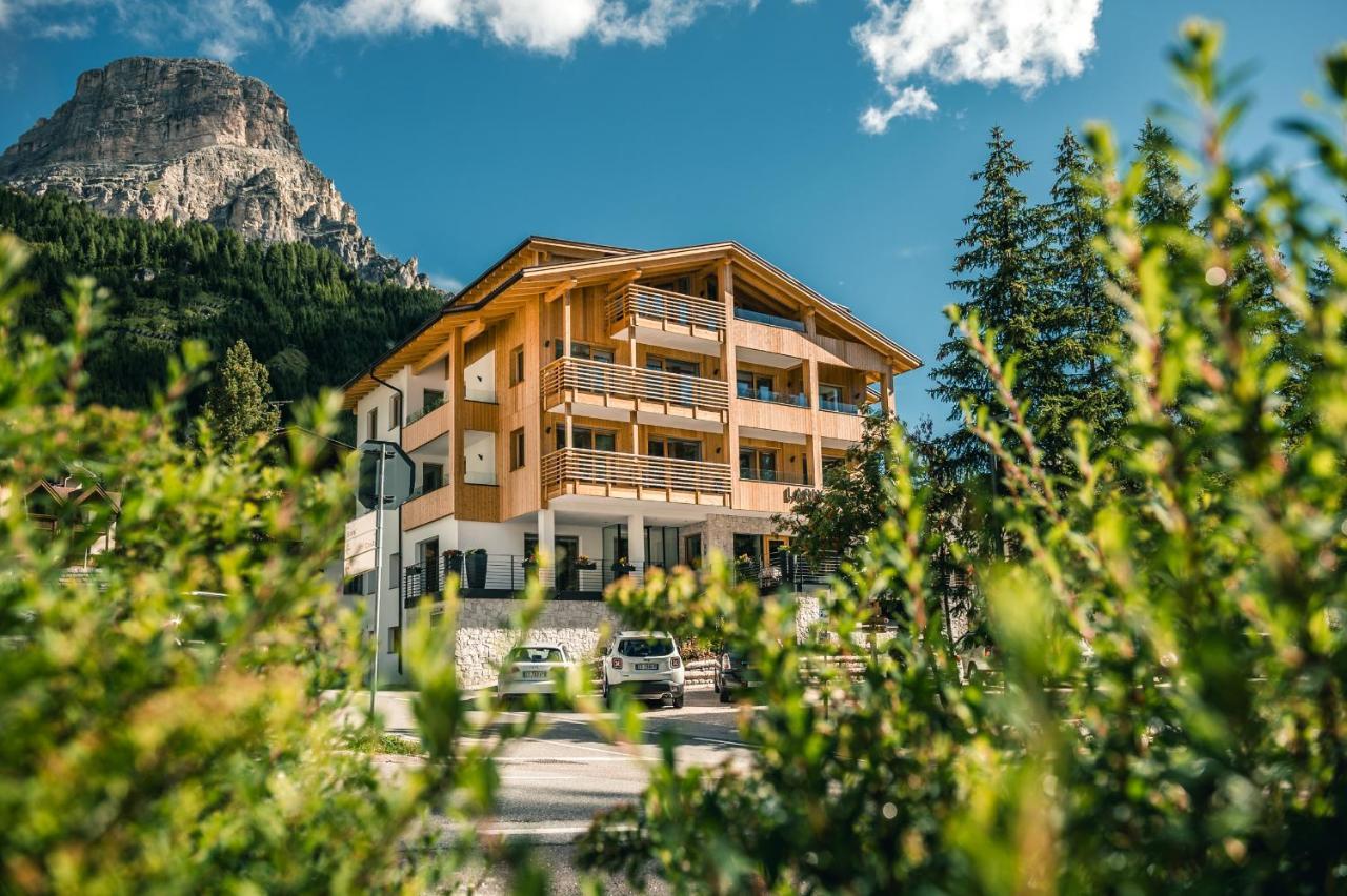 Garni Larix Hotel Colfosco Exterior photo